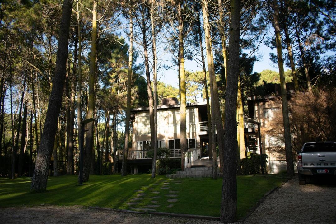 Aparthotel Sonidos Del Bosque Mar de Las Pampas Esterno foto